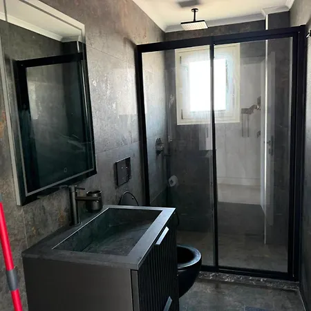 Appartamento Charming 3-bedroom With Sea Views *